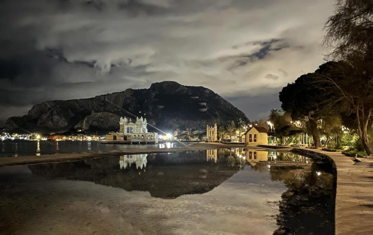 Seiundici Mondello Home Eksteriør bilde